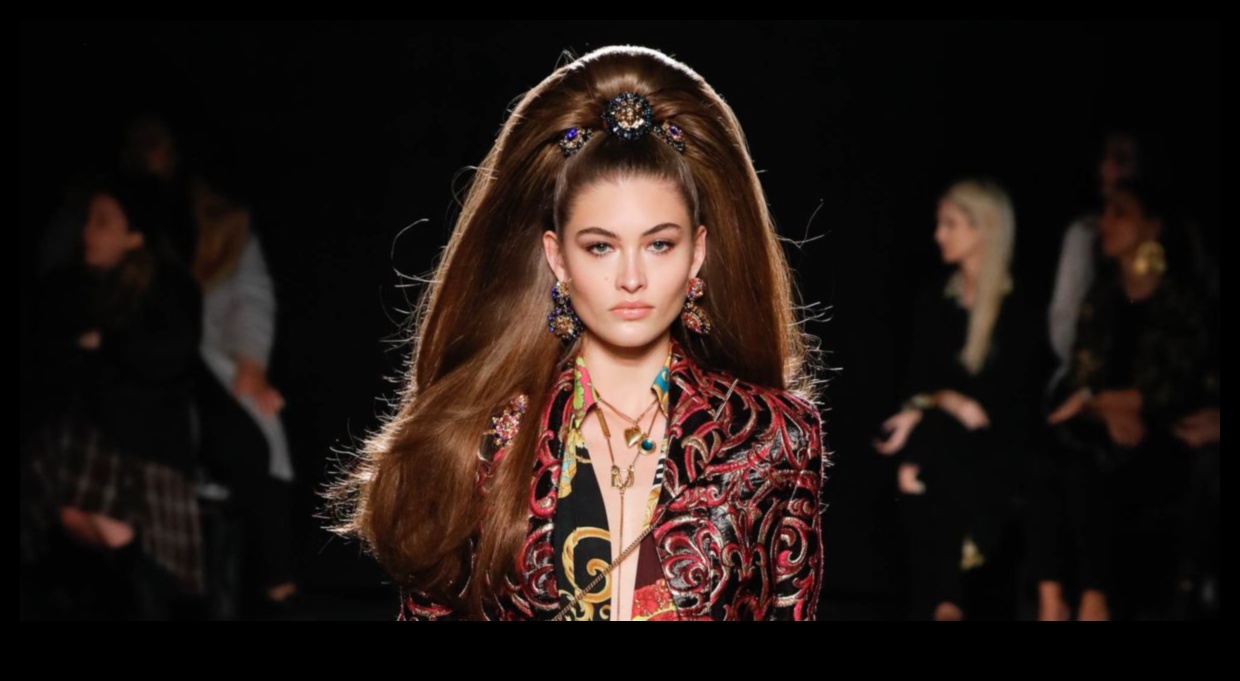 השיער של מי שולט במסלול? מעקב אחר סגנונות בהשראת סלבריטאים