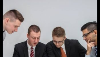 אמנות המשא ומתן: אסטרטגיות ליזמים מצליחים