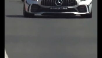 סיפורי המסלול: הסיפורים מאחורי מכוניות ספורט במסלול המרוצים